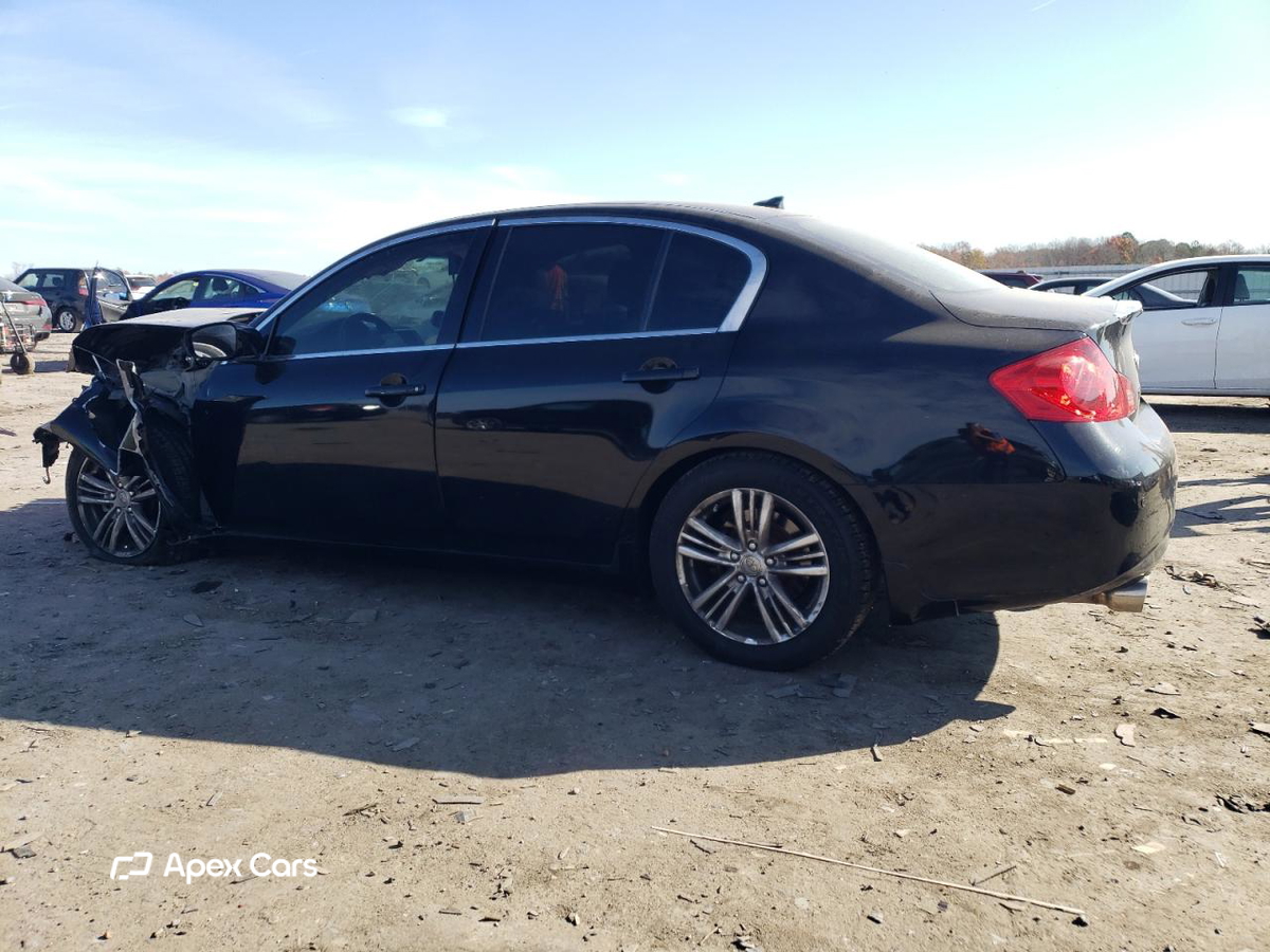 Infiniti G 2011