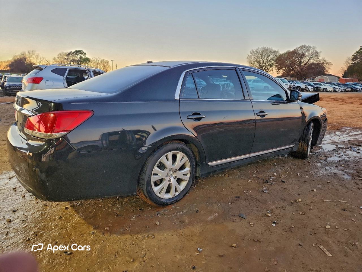 Toyota Avalon 2011