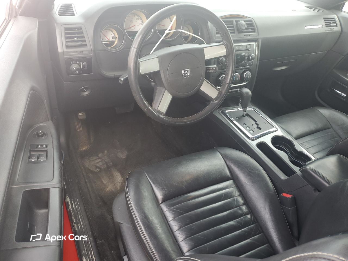 Dodge Challenger 2010