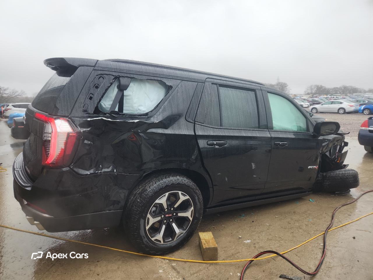 GMC Yukon 2025