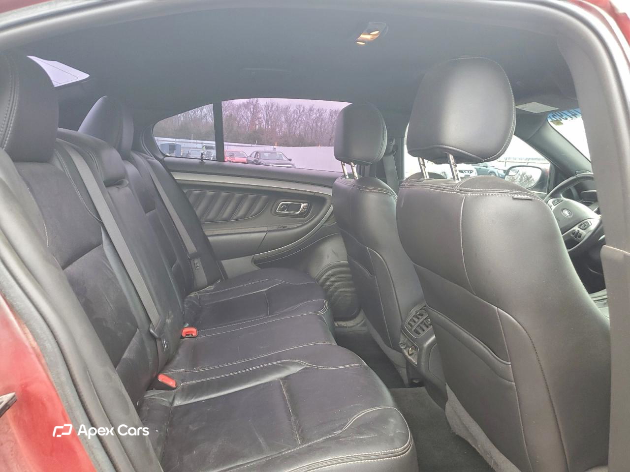 Ford Taurus 2016