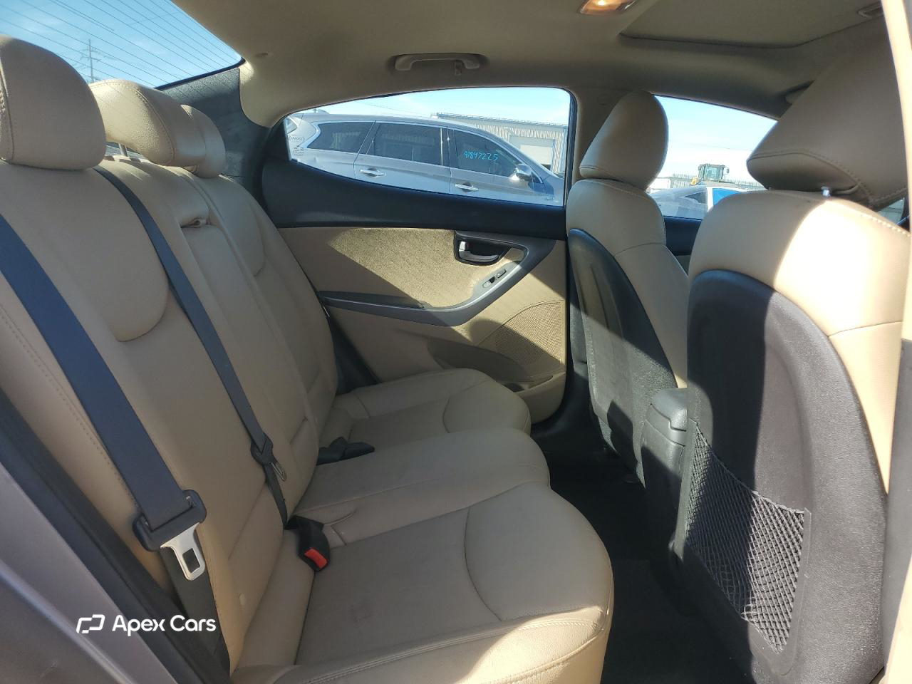 Hyundai Elantra 2012