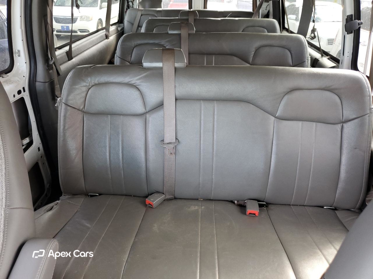 Chevrolet Express 2023