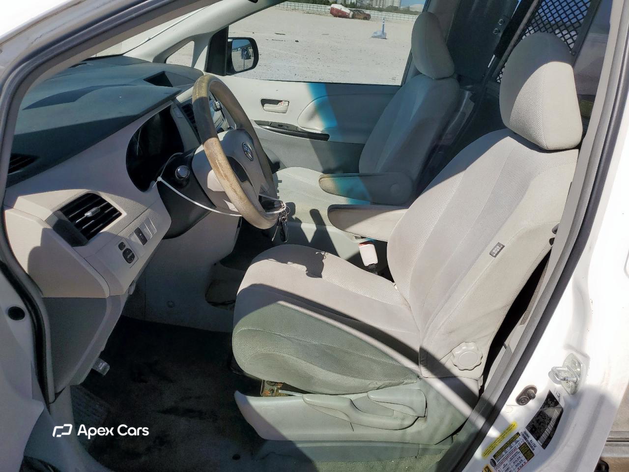 Toyota Sienna 2012