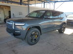 Rivian R1S 2023