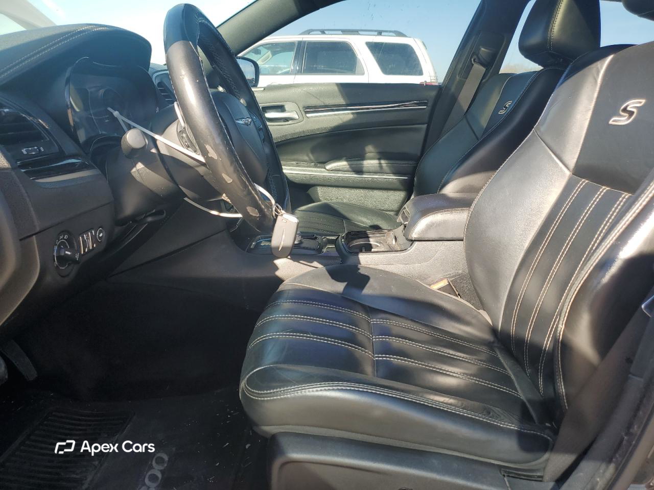 Chrysler 300 2017