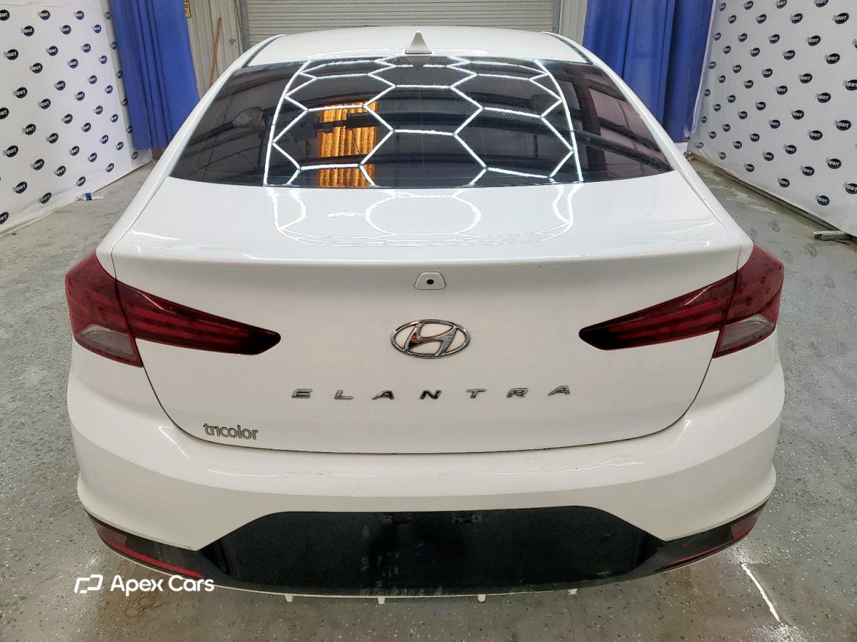 Hyundai Elantra 2019