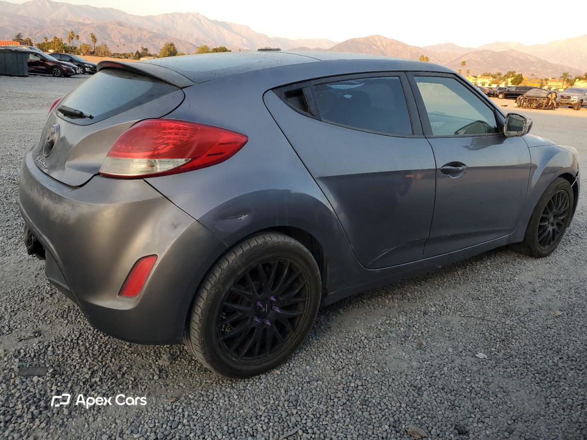 Hyundai Veloster 2016