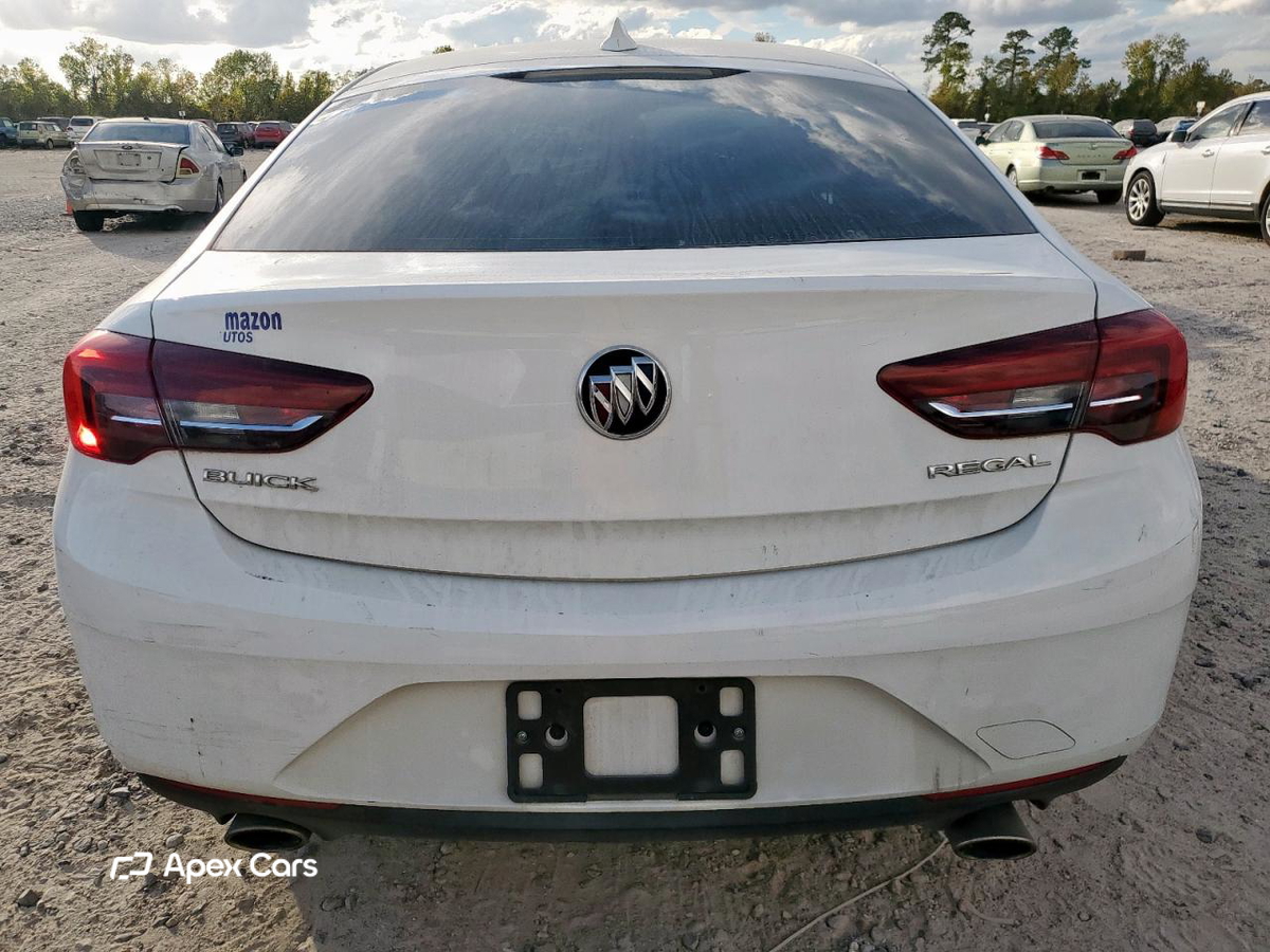 Buick Regal 2018