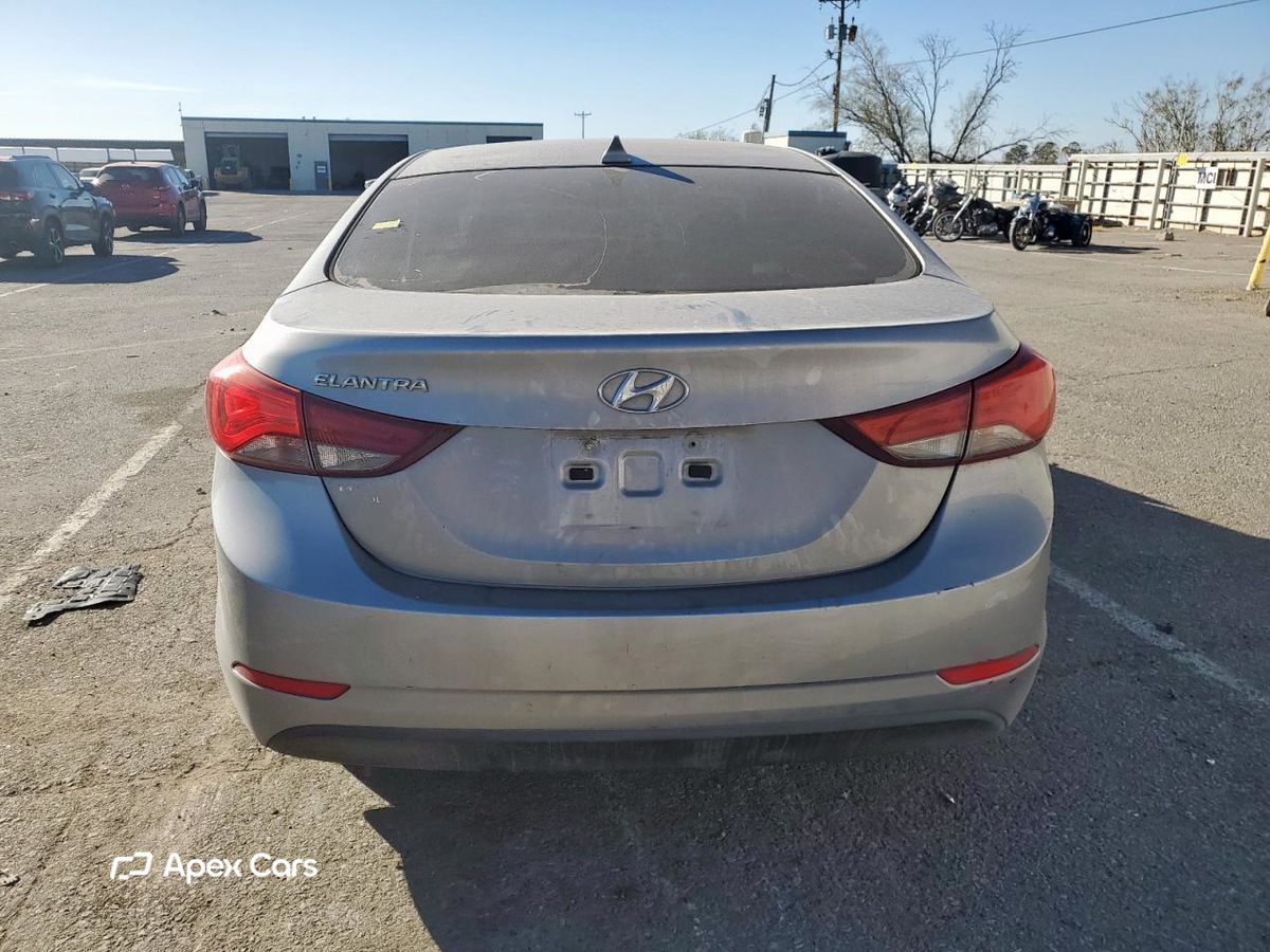 Hyundai Elantra 2016