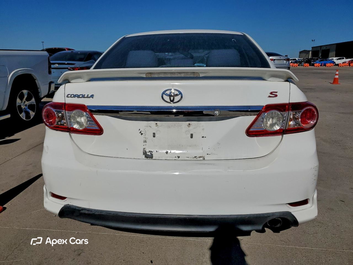 Toyota Corolla 2012