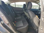Nissan Versa 2021