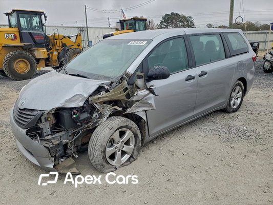 Toyota Sienna 2016 - Image 1 of 14