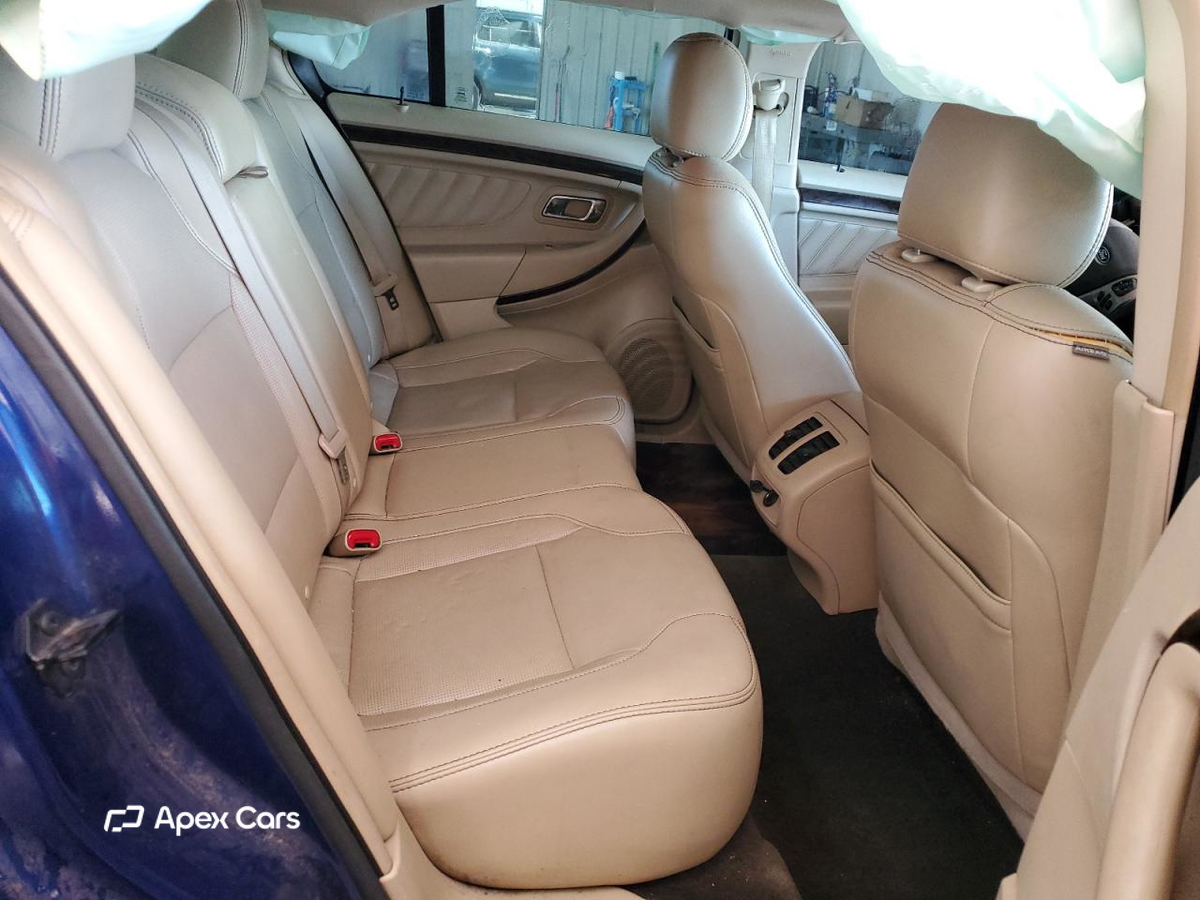Ford Taurus 2014