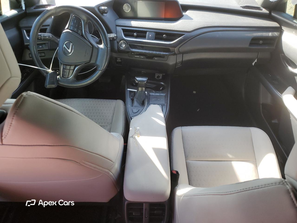 Lexus UX 2019