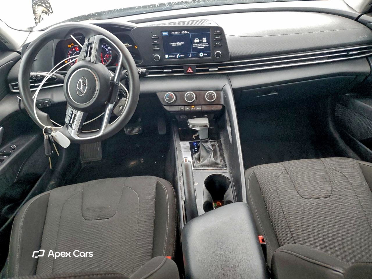 Hyundai Elantra 2021