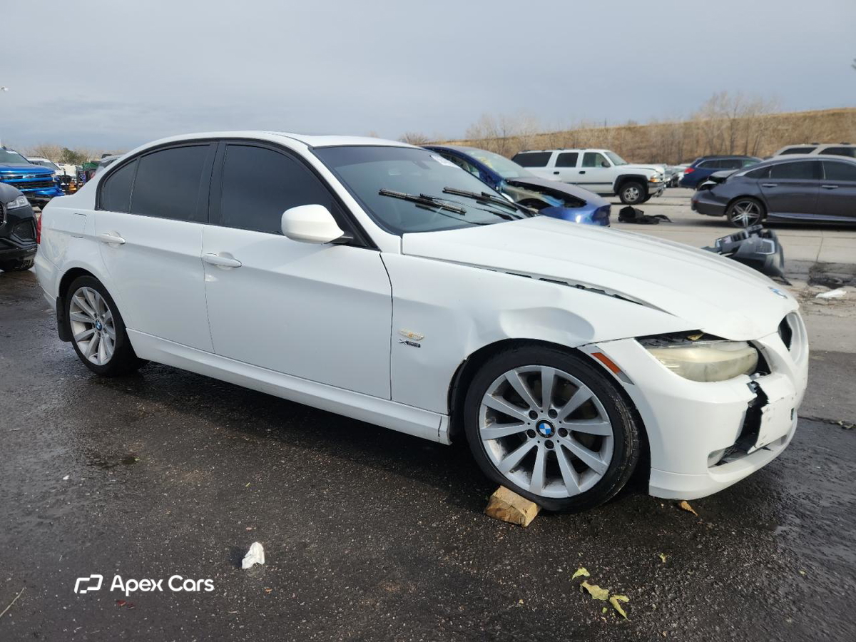BMW Series 3 2011