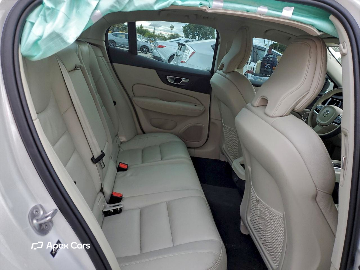 Volvo S60 2024