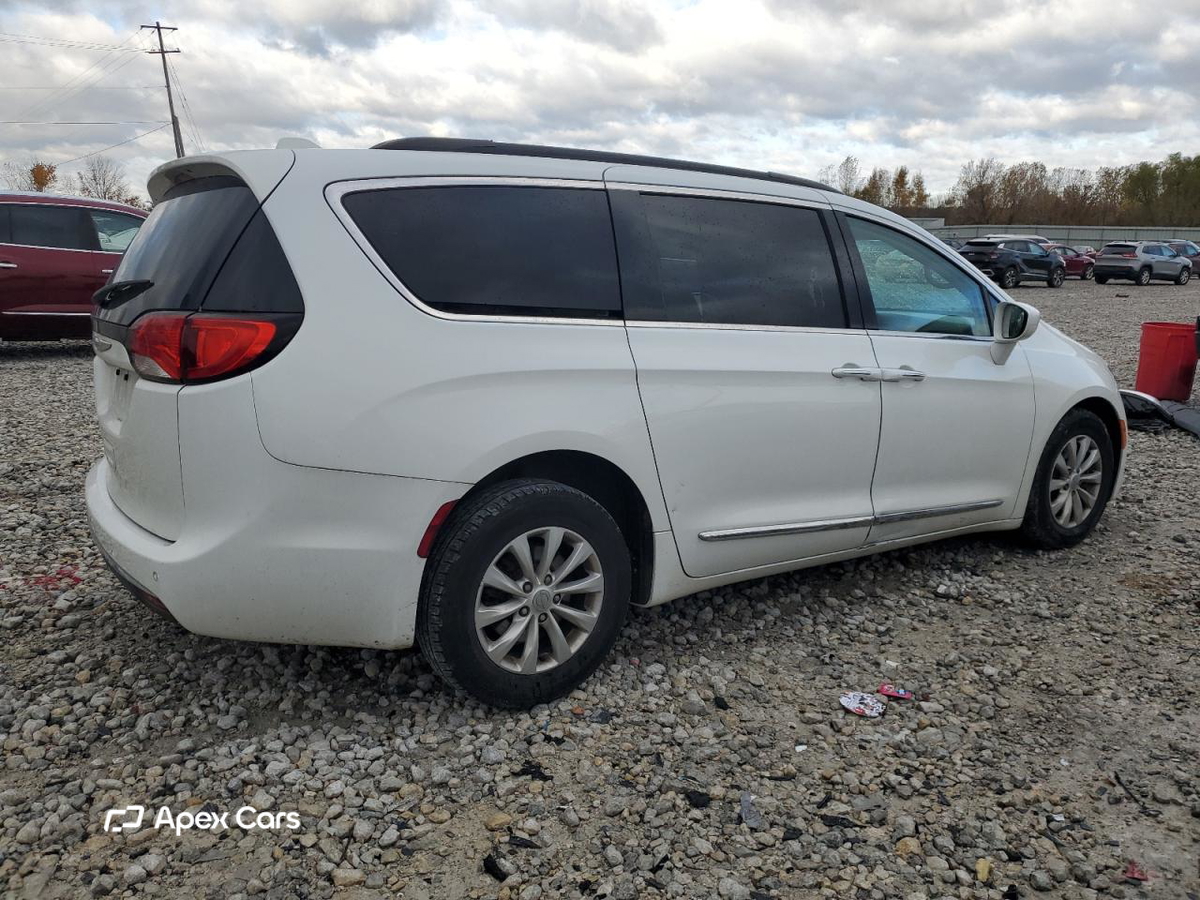 Chrysler Pacifica 2017