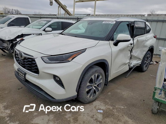 Toyota Highlander 2021 - Image 1 of 14