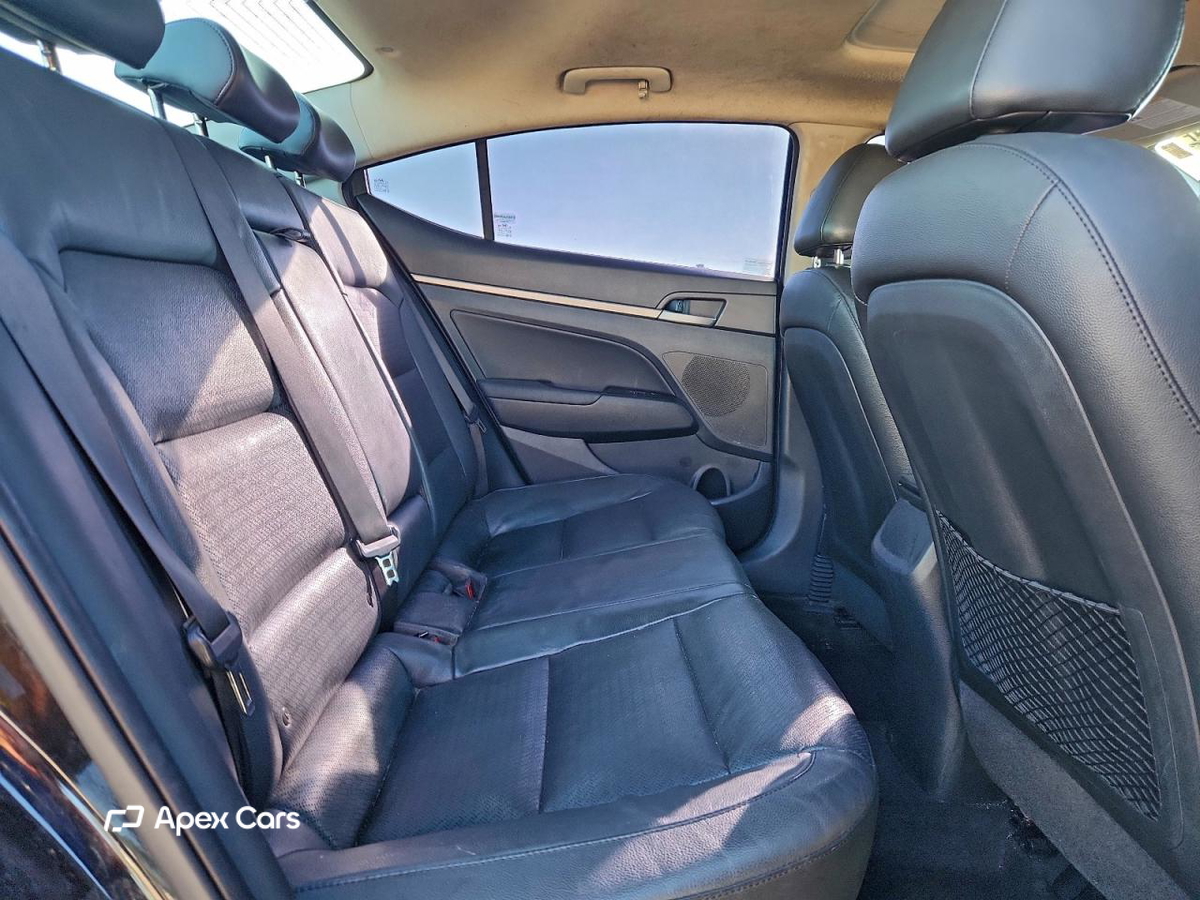 Hyundai Elantra 2017