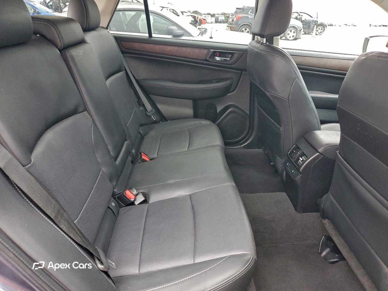 Subaru Outback 2015
