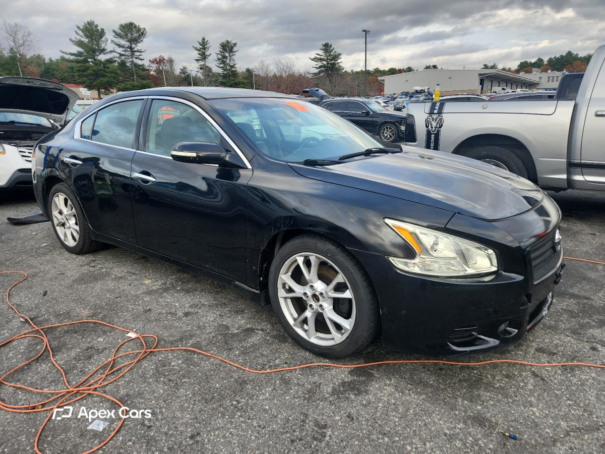 Nissan Maxima 2012