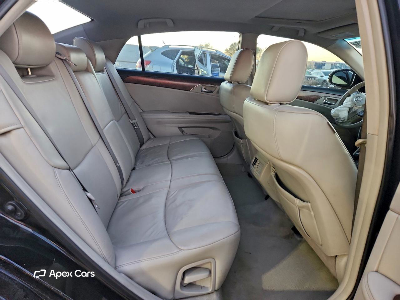 Toyota Avalon 2011