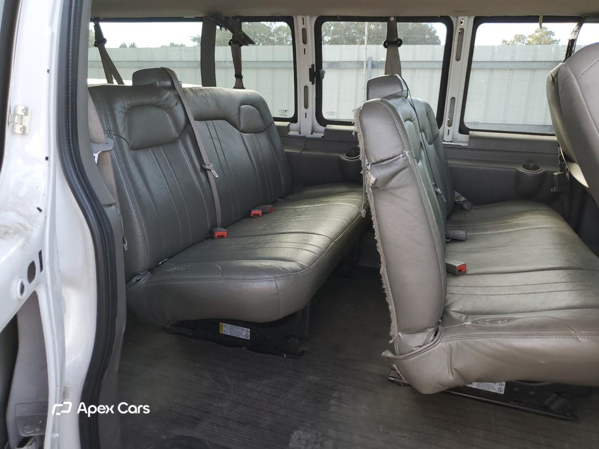 Chevrolet Express 2023