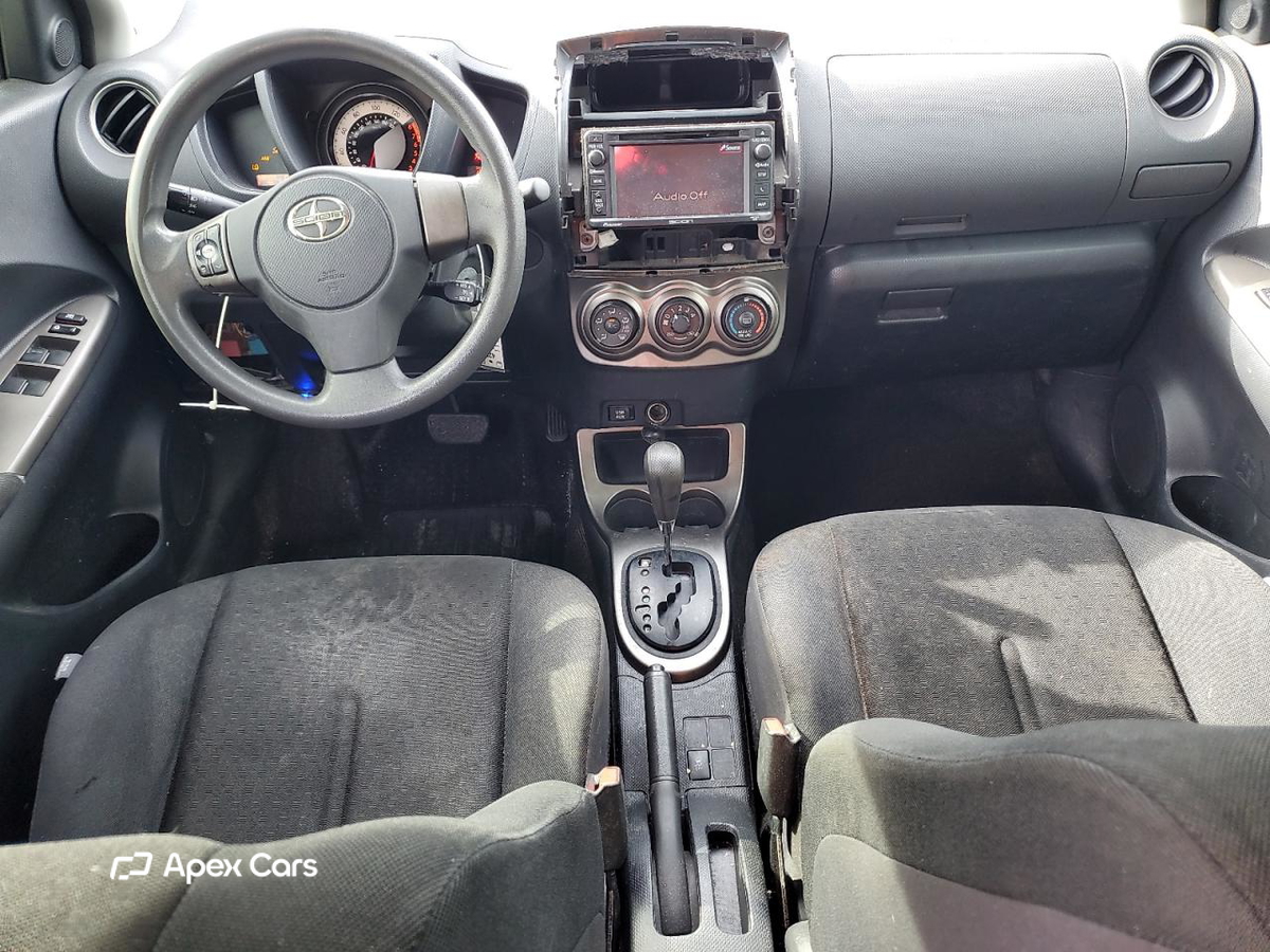 Scion xD 2014