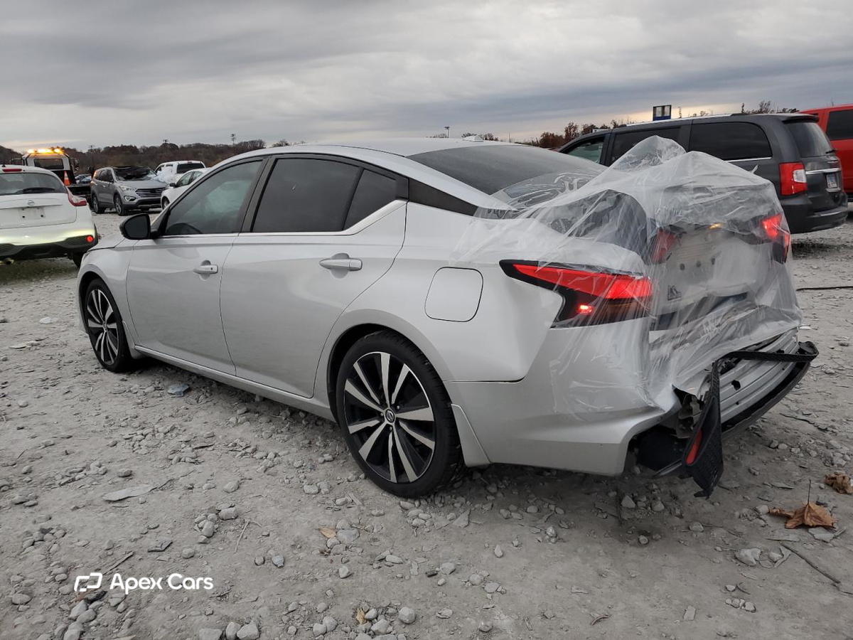 Nissan Altima 2020