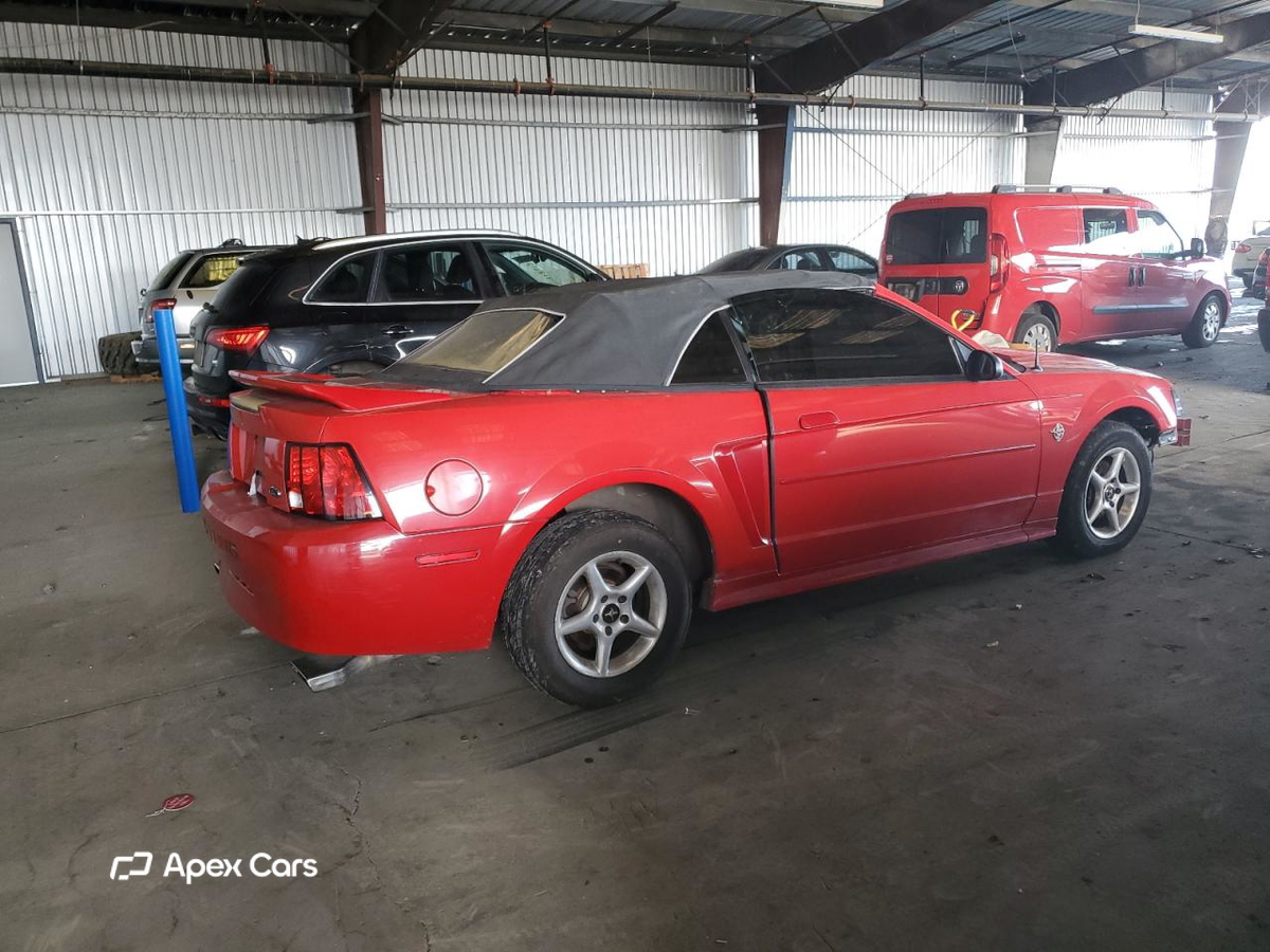 Ford Mustang 1999