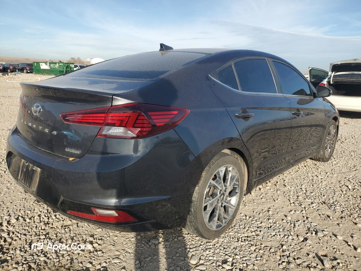 Hyundai Elantra 2020