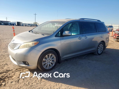 Toyota Sienna 2012 - Image 1 of 13