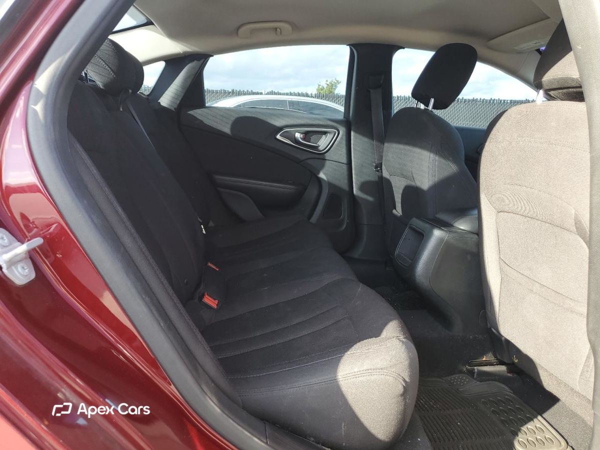 Chrysler 200 2015