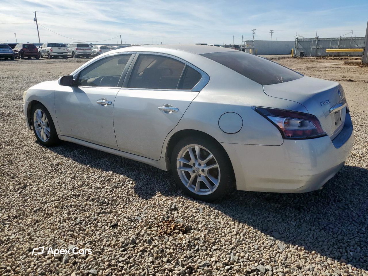 Nissan Maxima 2012