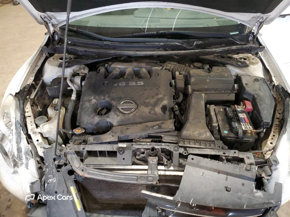 Nissan Altima 2012