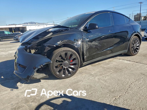 Tesla Model Y 2023 - Zdjęcie 1 z 13