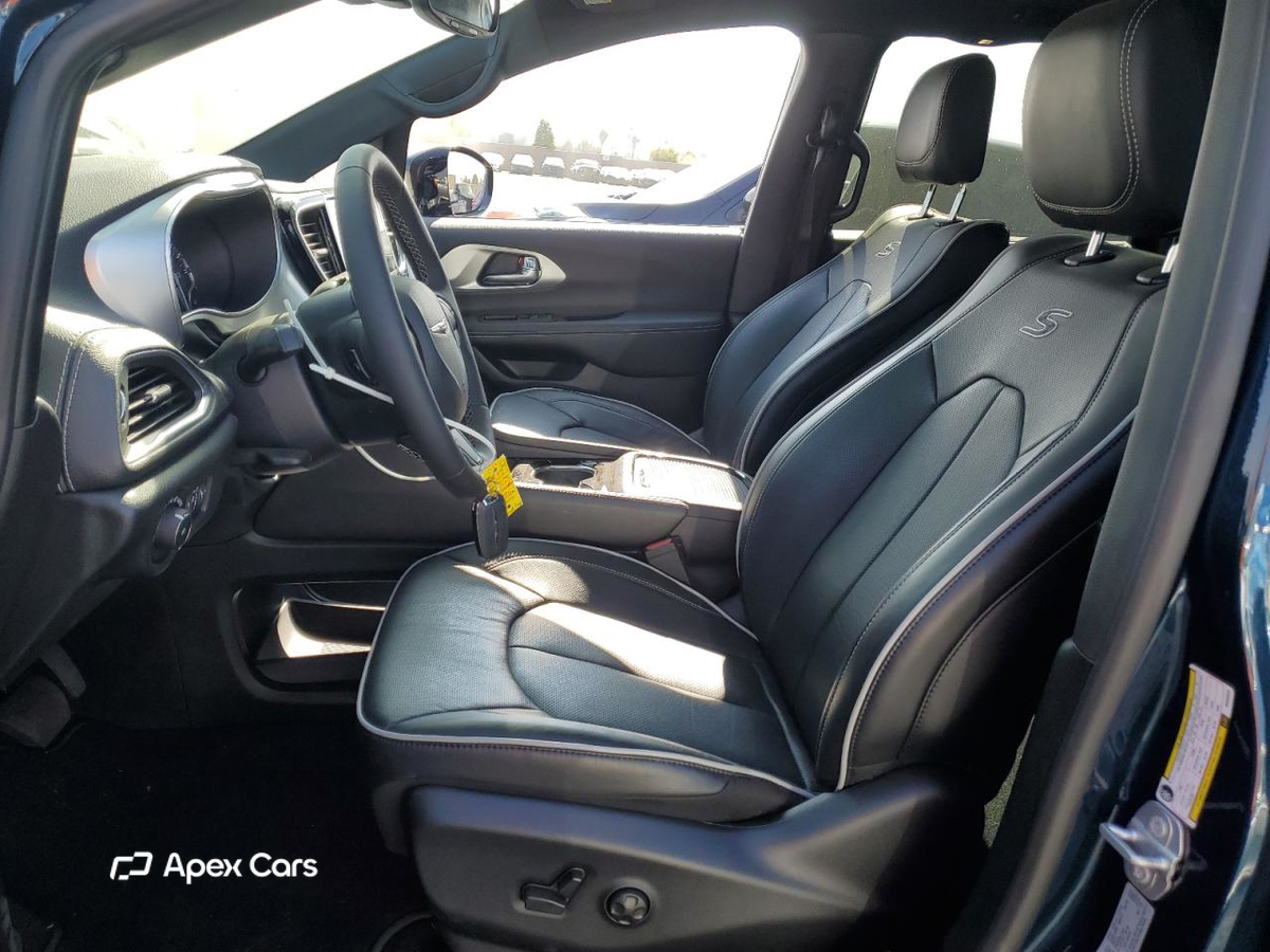 Chrysler Pacifica 2025
