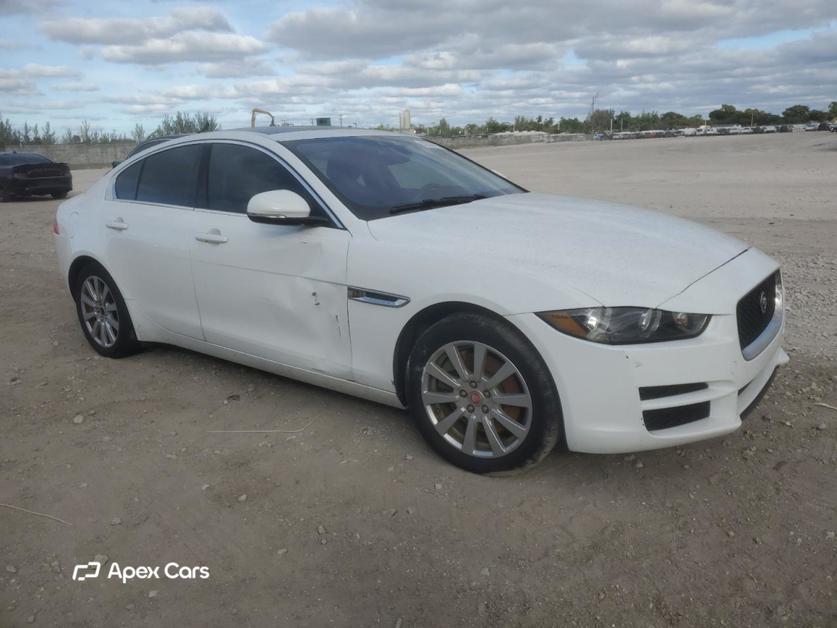 Jaguar XE 2019