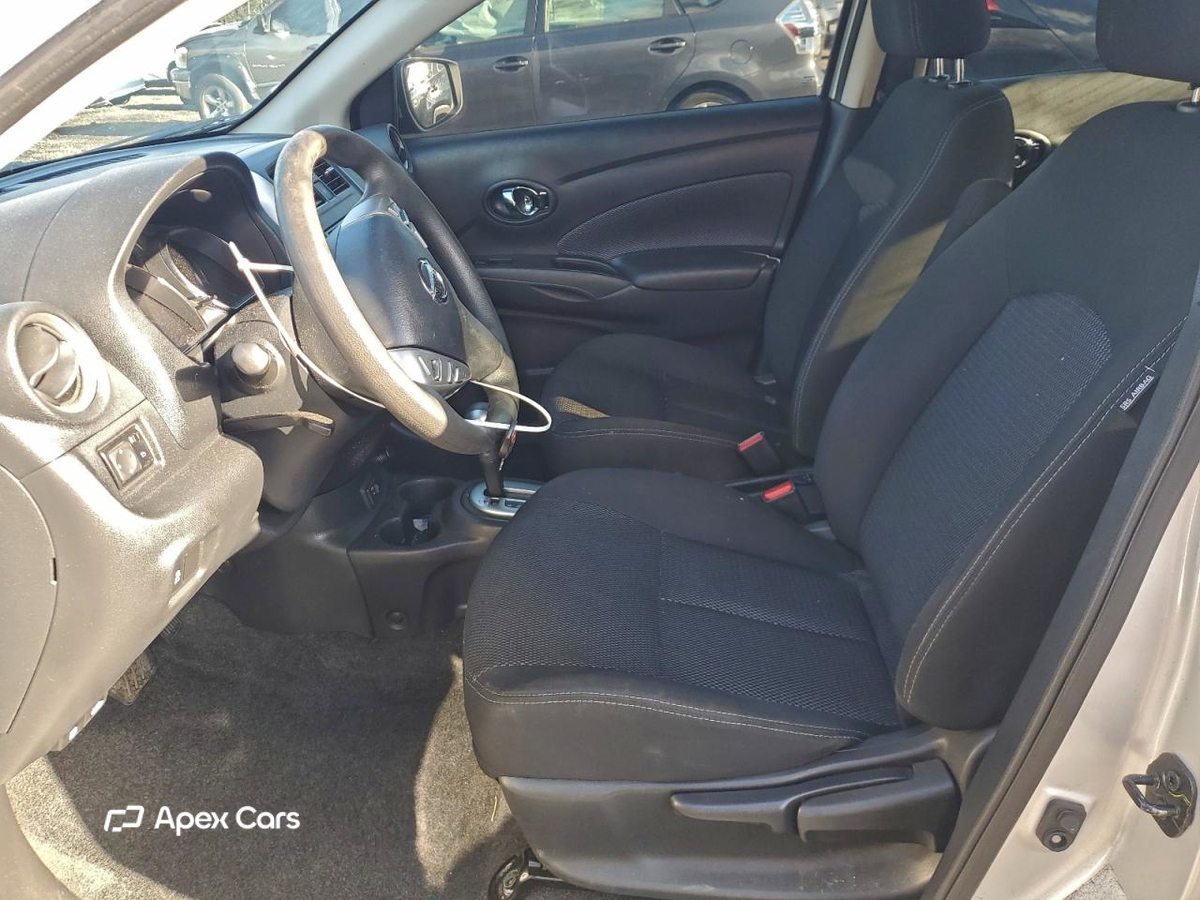 Nissan Versa 2018