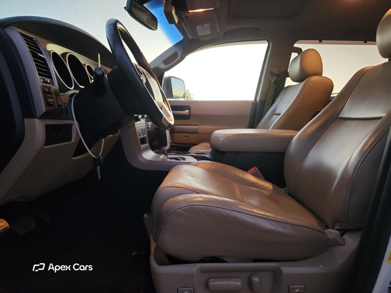 Toyota Sequoia 2015