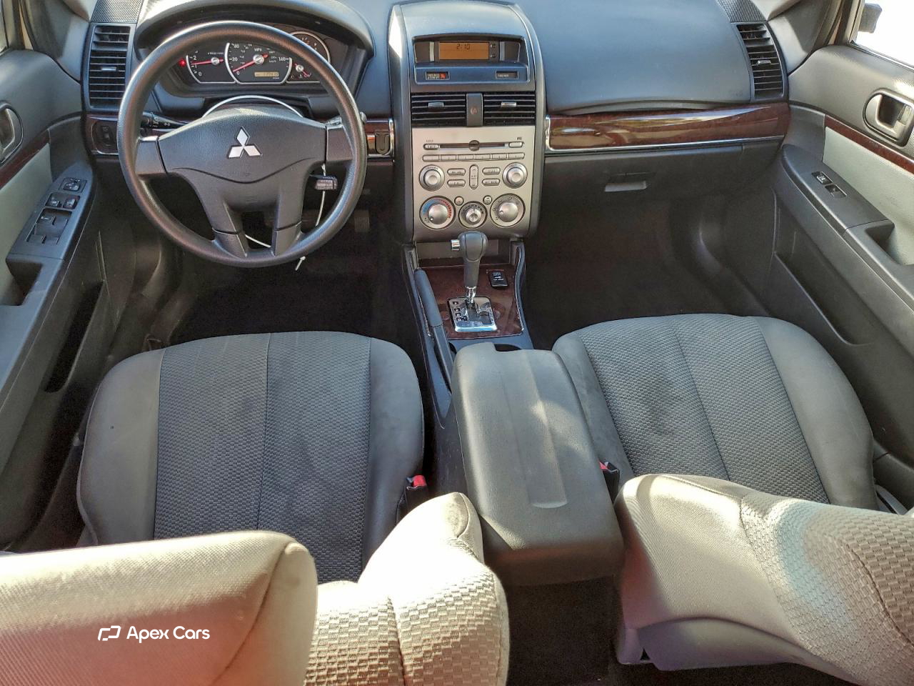 Mitsubishi Galant 2009