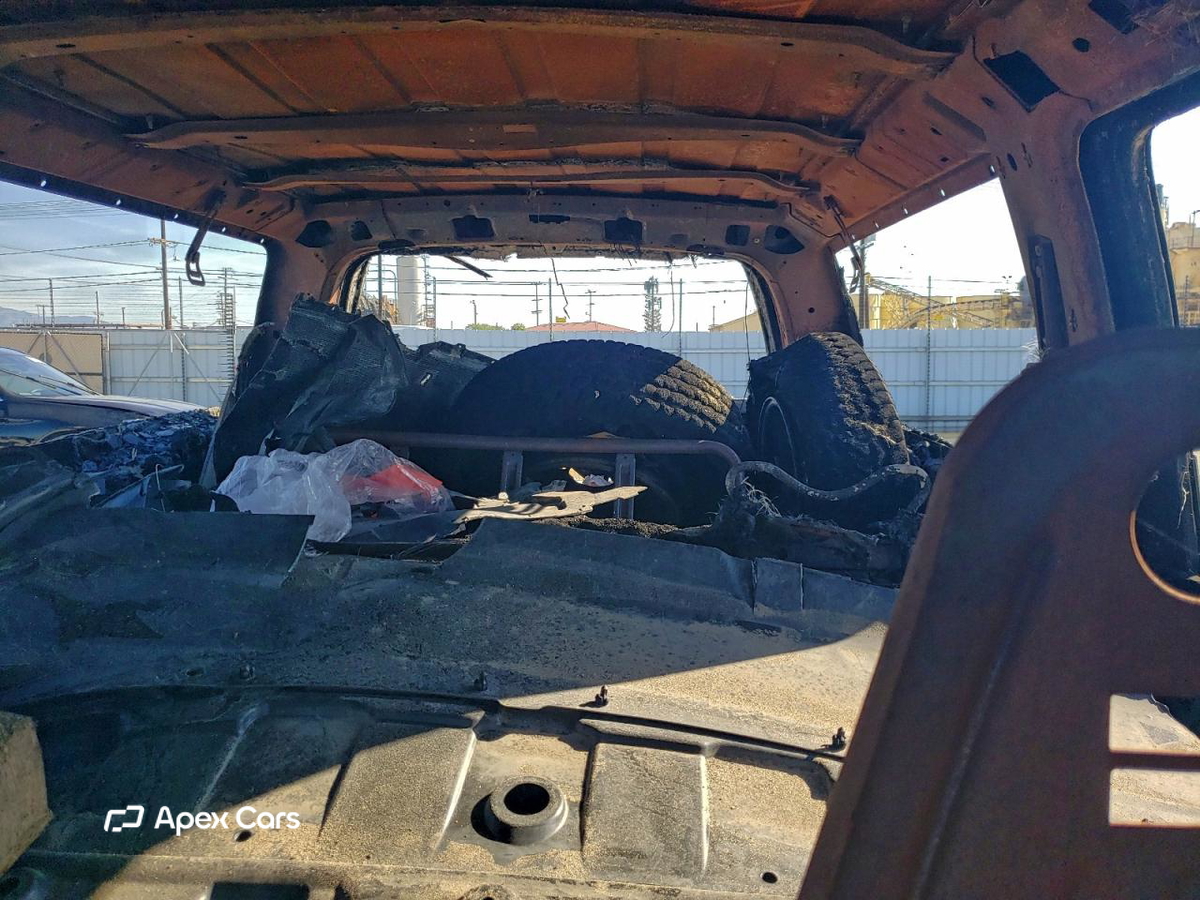 Ford Excursion 2004