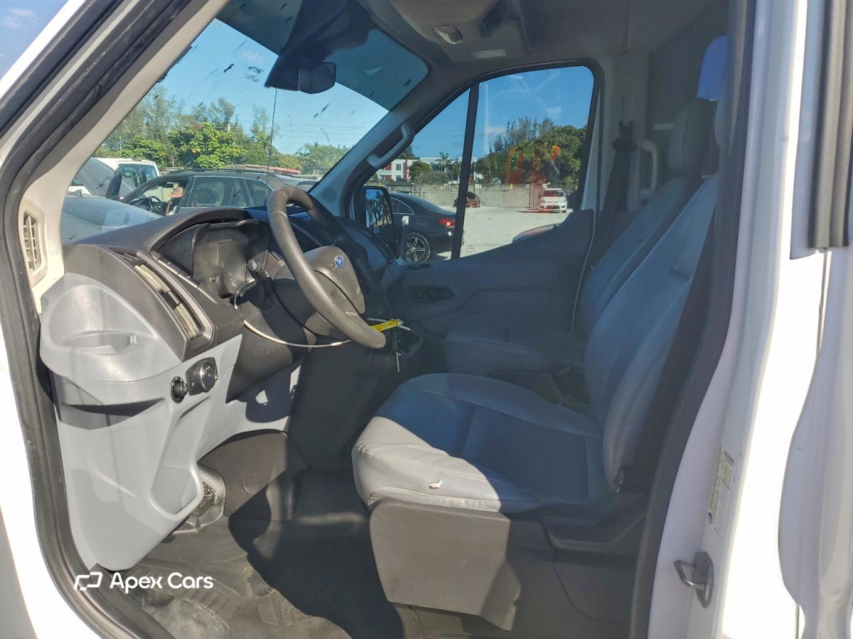 Ford Transit 2019