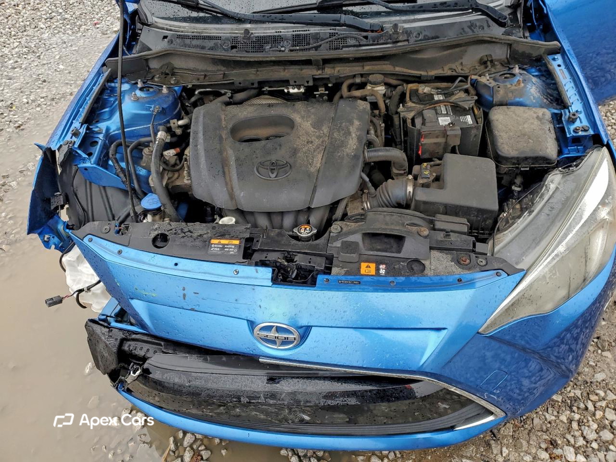 Toyota  2016