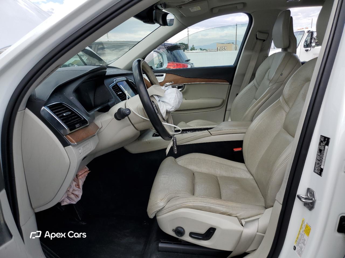 Volvo XC90 2017
