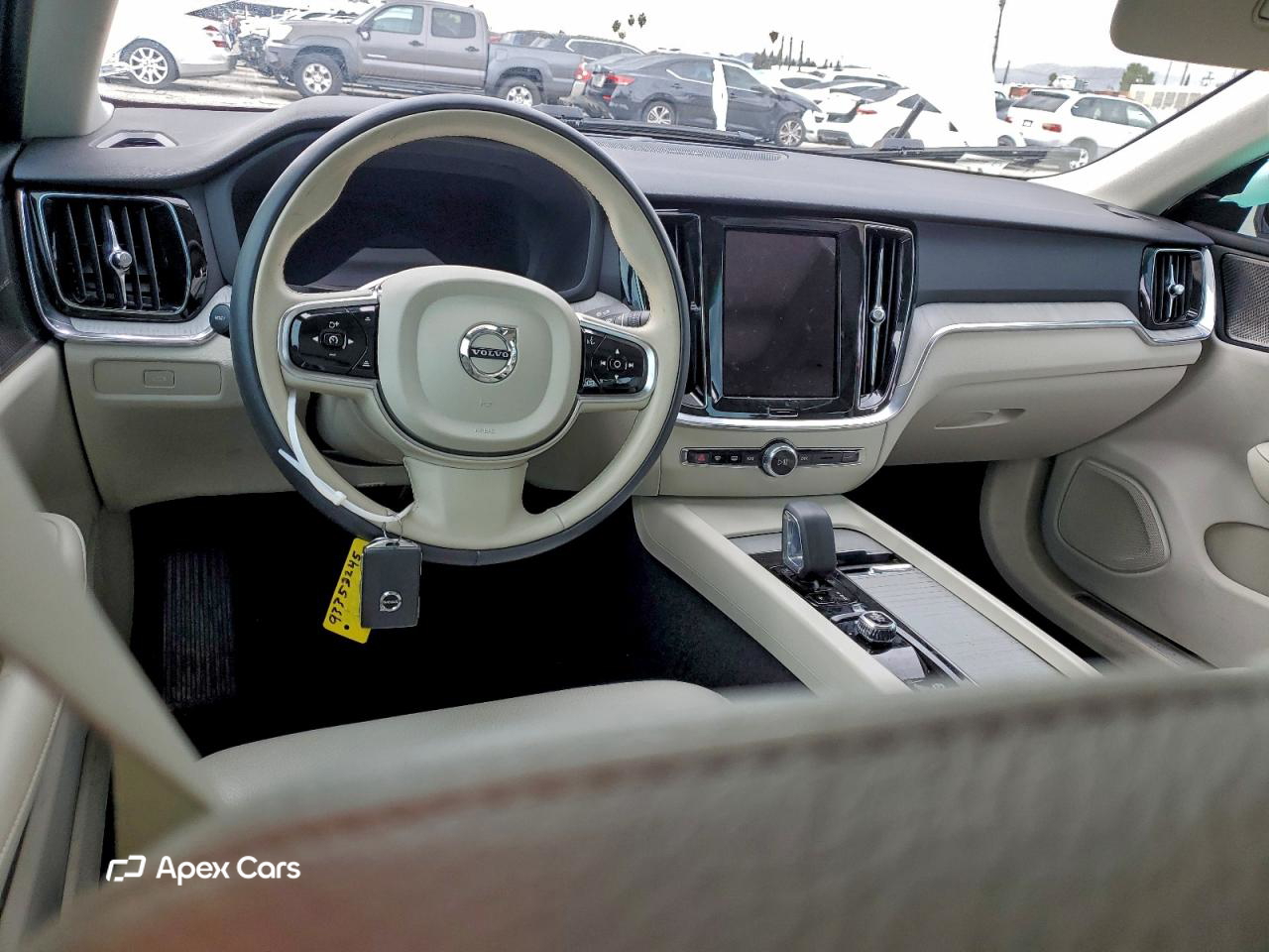 Volvo S60 2024