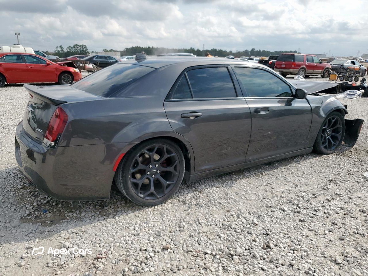 Chrysler 300 2020