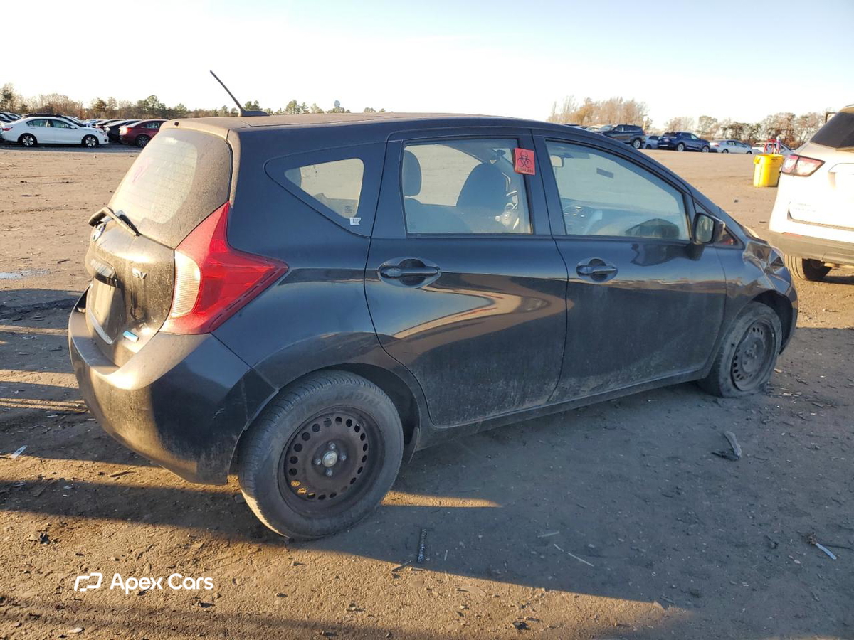 Nissan Versa 2016